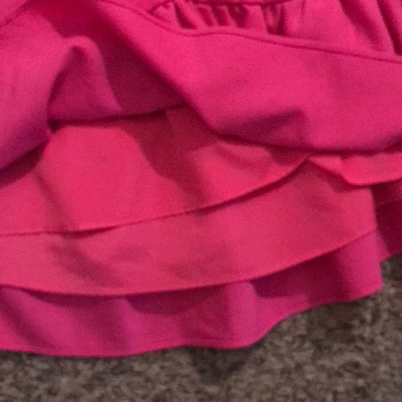 Pink ruffle skirt - Picture 3 of 3